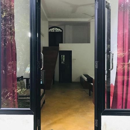 Leijay Garden Retreat Hotel Galle Exterior photo