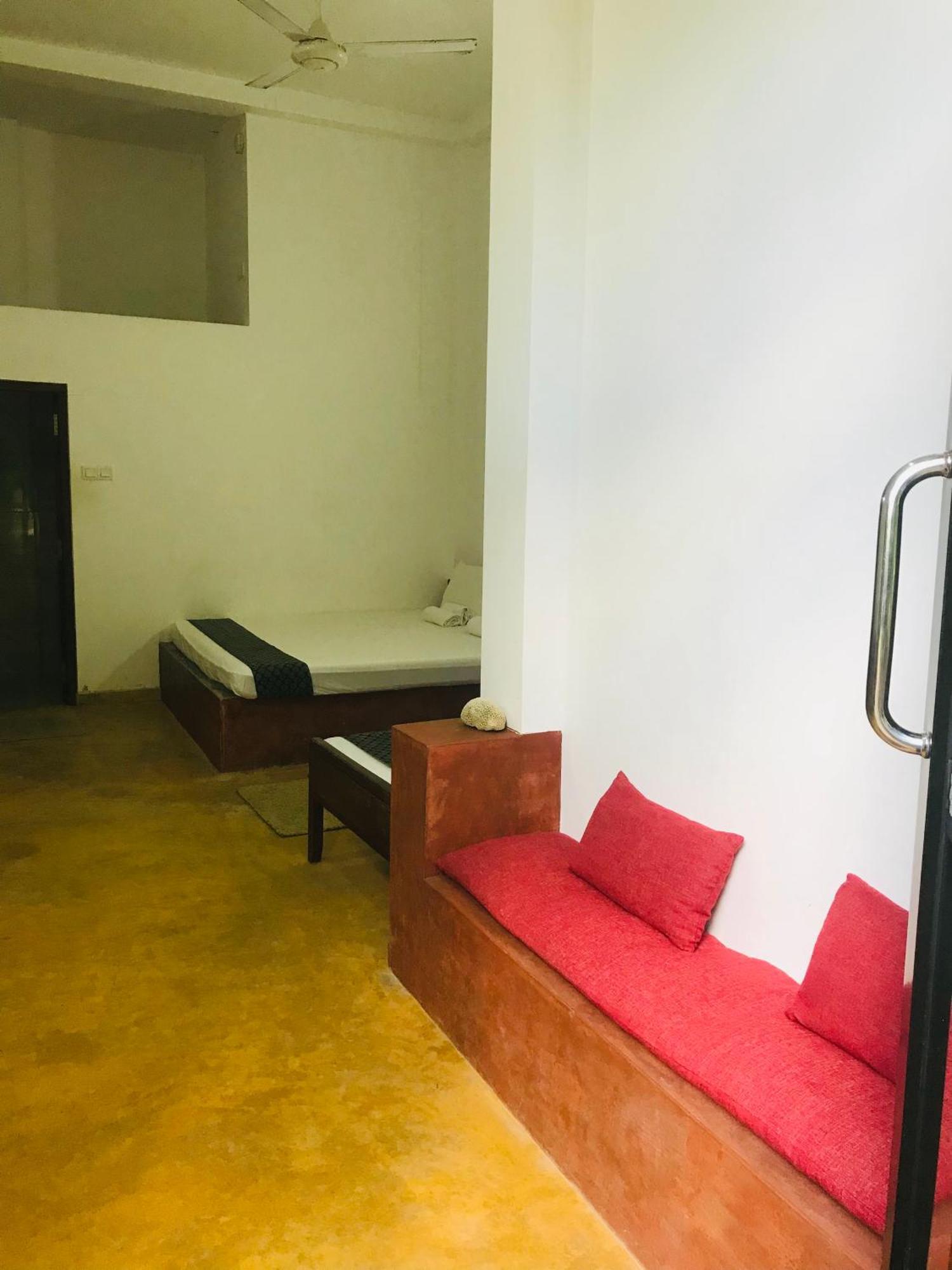 Leijay Garden Retreat Hotel Galle Exterior photo