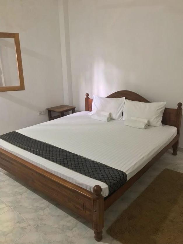 Leijay Garden Retreat Hotel Galle Exterior photo