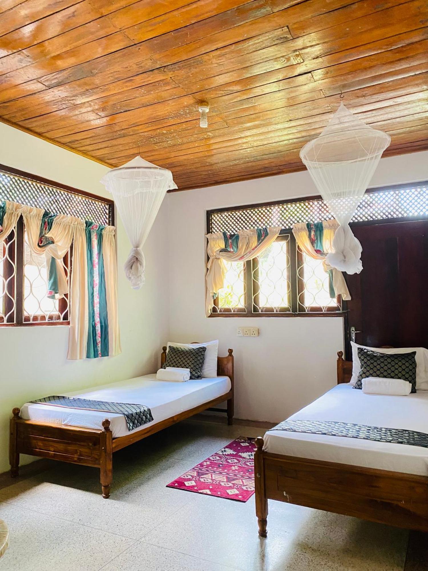 Leijay Garden Retreat Hotel Galle Exterior photo