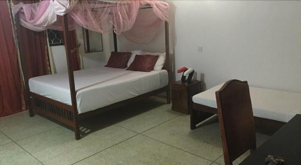 Leijay Garden Retreat Hotel Galle Exterior photo